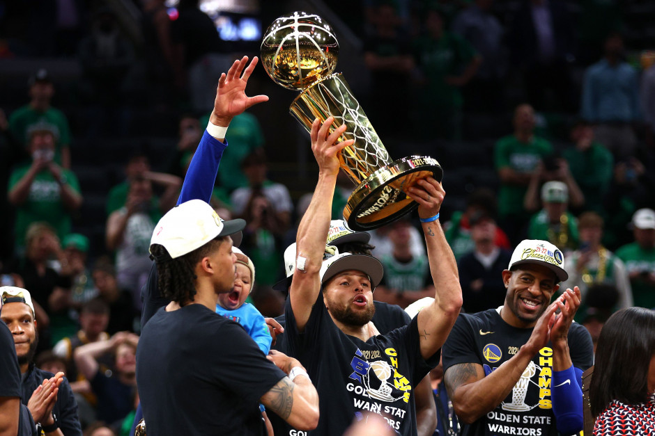 nba总决赛历届_近10年NBA总决赛对阵盘点_NBA总决赛历年对阵回顾