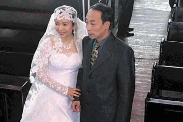 吕丽萍演艺事业高升，历经两段失败婚姻后终获幸福