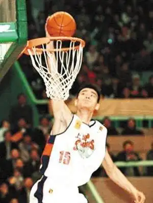 姚明退役金及公益事迹_姚明nba打了几年_姚明NBA生涯回顾