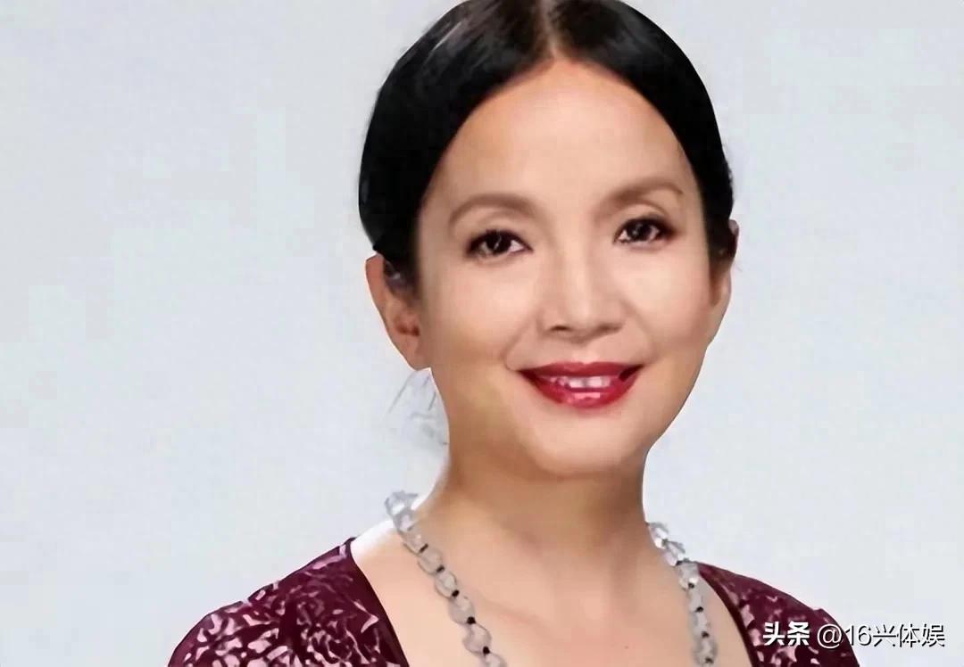 揭秘吕丽萍三段婚姻情路坎坷，看她如何成为荧屏璀璨之星？