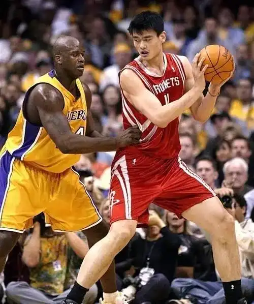 姚明nba打了几年_姚明与霍华德对位战绩_姚明NBA生涯数据