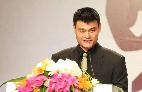 姚明NBA生涯数据_姚明nba打了几年_姚明与霍华德对位战绩