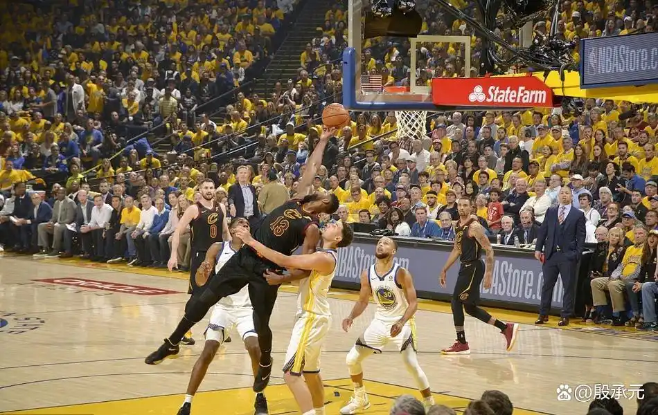 nba现役篮板排行榜_德怀特-霍华德篮板王_NBA季后赛前场篮板排行榜