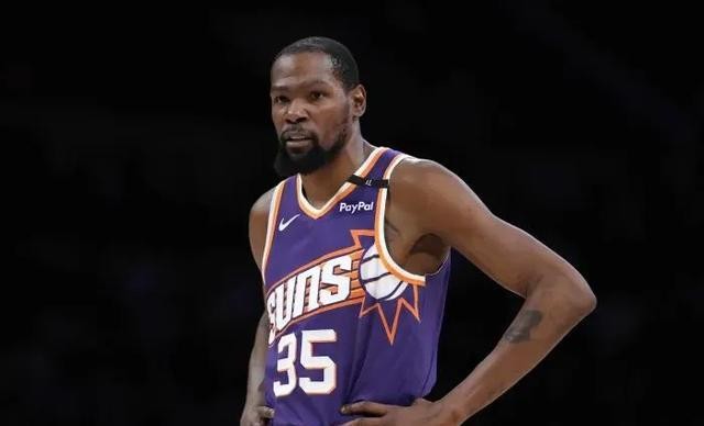 NBA球星合同续约_老将球员退役预测_nba退役老球员