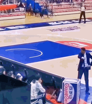汤杰CBA职业生涯回顾_汤杰将参加NBA选秀_汤杰NBA选秀失败原因