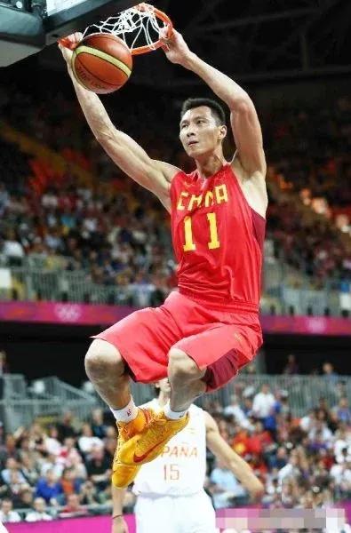 易建联篮球生涯回顾_易建联获得几个cba冠军_易建联NBA经历分析
