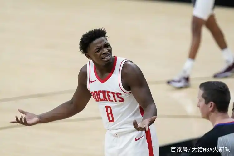 nba火箭对马刺的比赛_火箭队哈登时代首胜_火箭队战胜马刺队