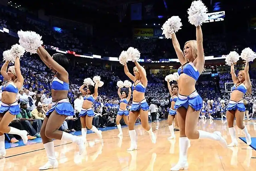 nba啦啦队工资_啦啦队队员副业收入_NBA啦啦队工资