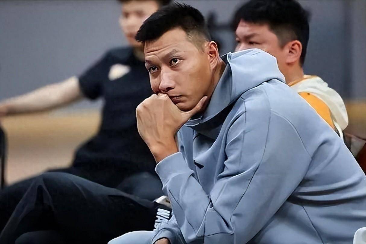 央视冷处理易建联_易建联舆论风波_易建联去nba了吗