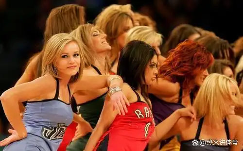 NBA啦啦队收入_nba啦啦队工资_NBA球童工作内容