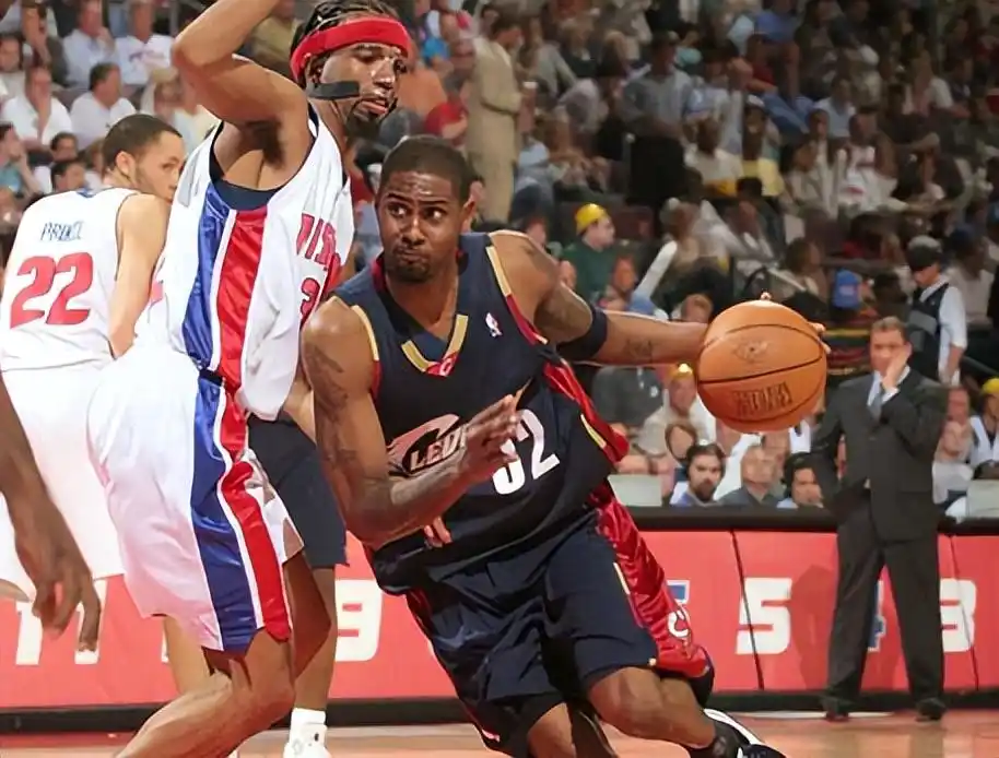 德克·诺维茨基与水货状元对比_1998nba_1998年NBA选秀失败案例