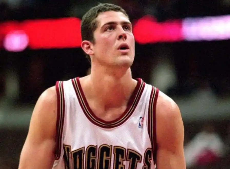 德克·诺维茨基与水货状元对比_1998nba_1998年NBA选秀失败案例