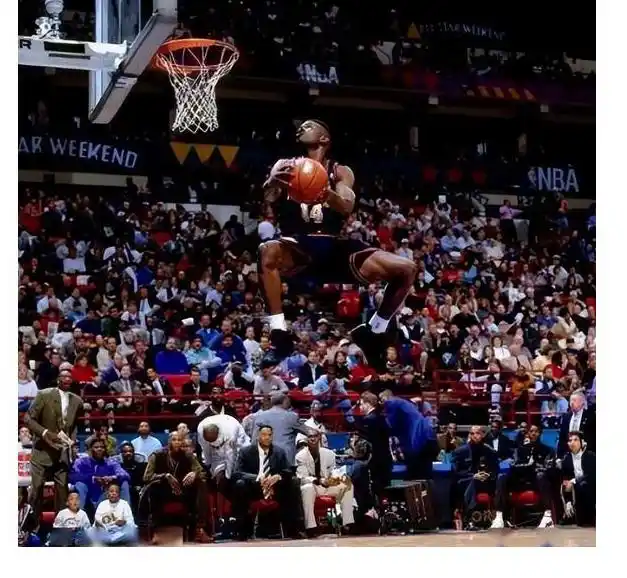 NBA扣篮大赛历史_nba矮球员扣篮_NBA小个子扣篮高手