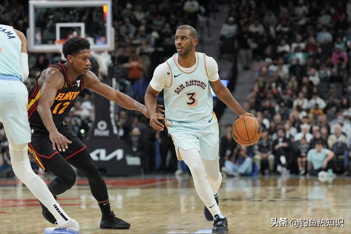 斯蒂芬·库里运球技巧_NBA历史上最杰出的运球大师_nba运球技巧