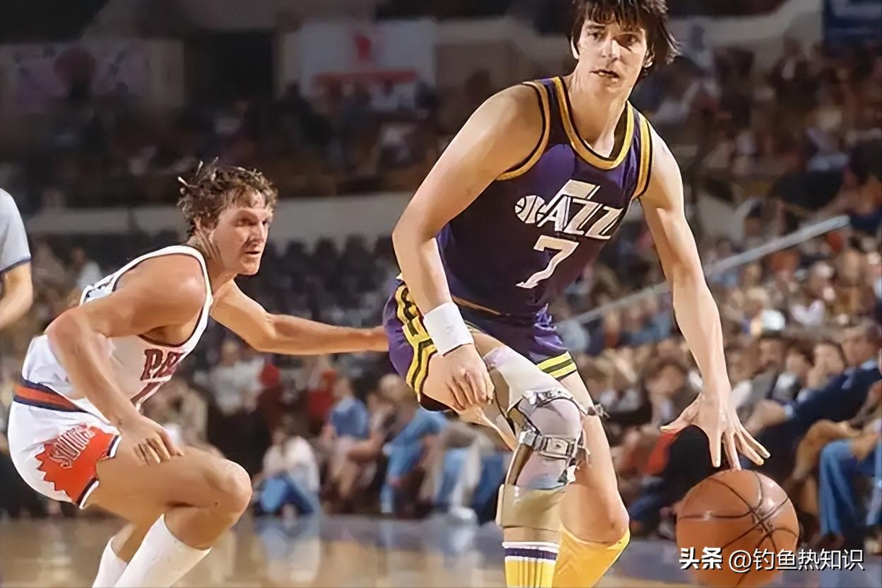 NBA历史上最杰出的运球大师_nba运球技巧_斯蒂芬·库里运球技巧