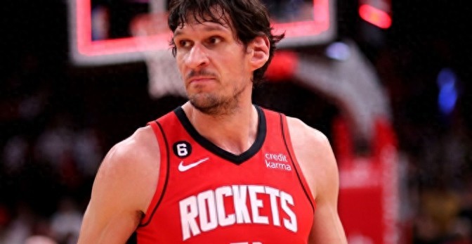 今日NBA转会市场神仙打架76人雄鹿操作