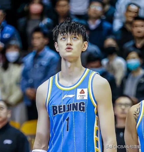 郭艾伦实力派球员_中国男篮帅哥球员_cba帅哥排名