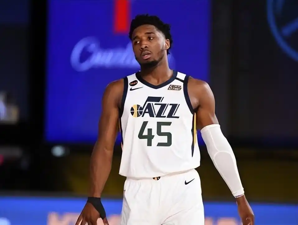 现役季后赛单场得分排行_nba单赛季得分榜_NBA季后赛单场得分记录