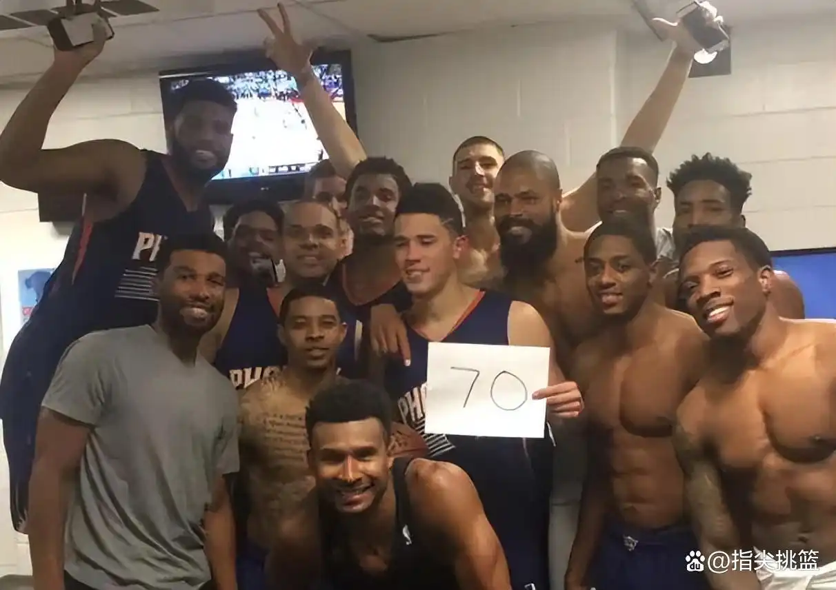 现役NBA单场得分记录_nba单赛季得分榜_NBA单场得分最高球星