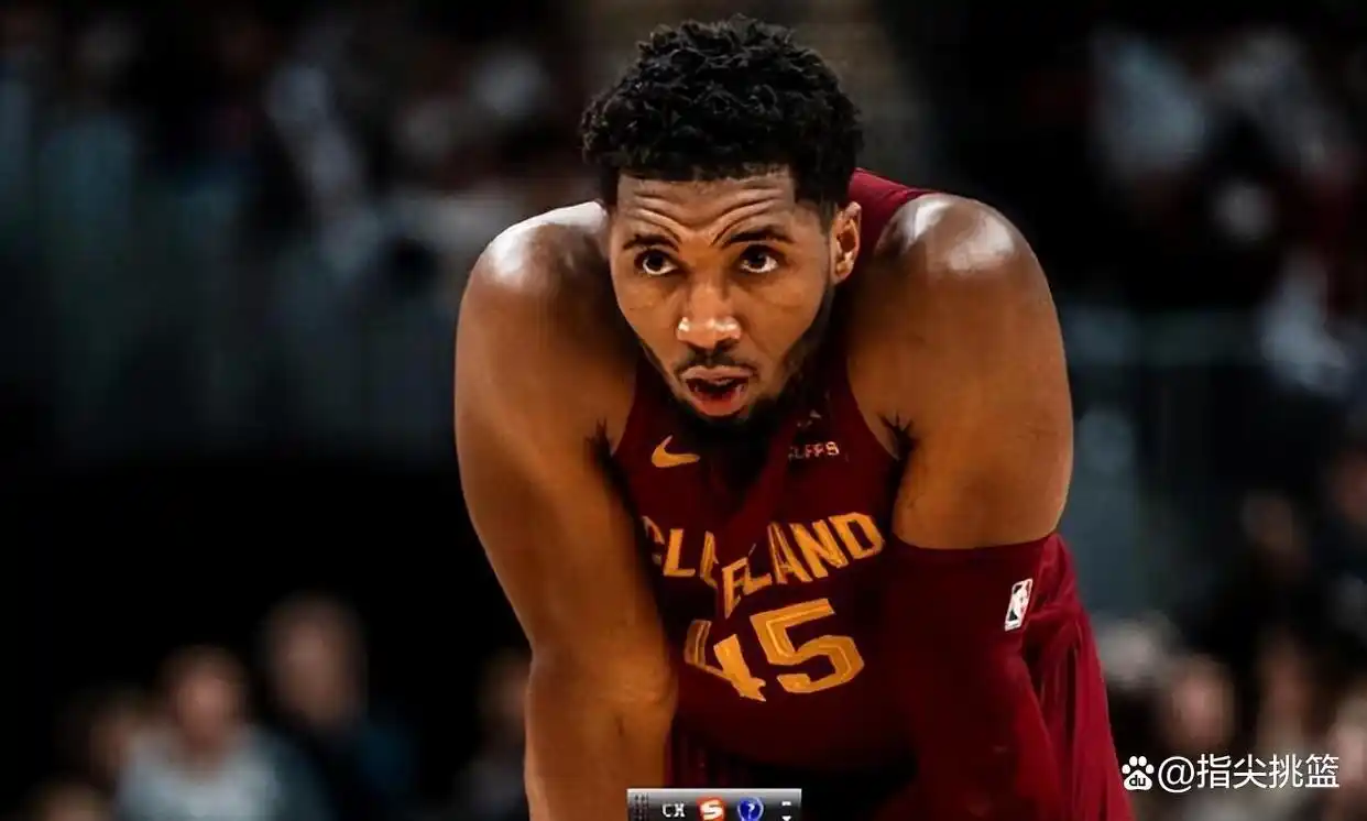 现役NBA单场得分记录_nba单赛季得分榜_NBA单场得分最高球星