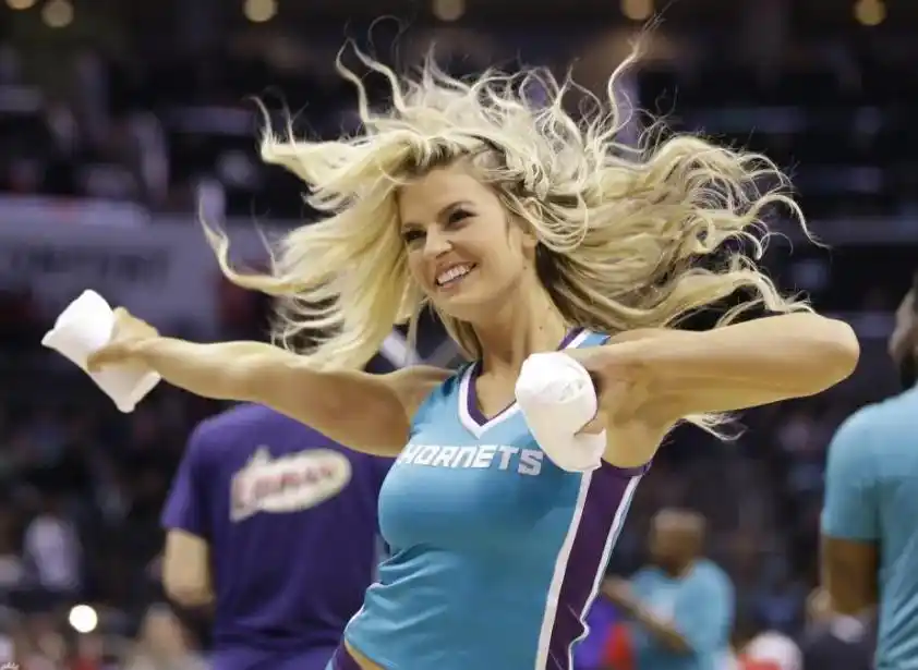 NBA啦啦队员薪水_NBA啦啦队员选拔要求_nba啦啦队工资