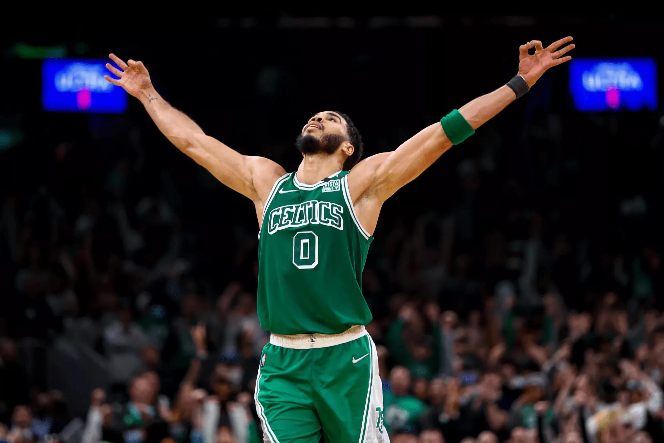 nba现役最低的球员_NBA无替补生涯球员_NBA生涯首发球员统计