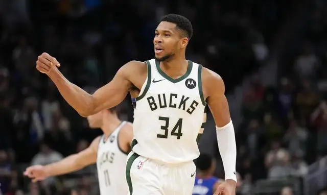 NBA球员生涯薪资排名_11届球员生涯总收入_nba最高年薪排名