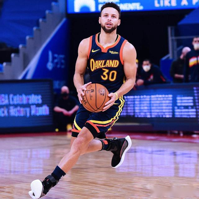 NBA最佳三分命中率盘点_nba三分命中率最高_NBA历史三分命中率排名