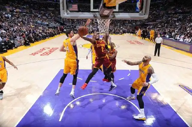 盘点NBA五位拉杆大神欧文骚气麦迪传奇谁才是最强