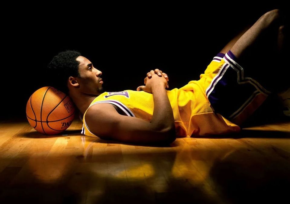 NBA历史地位排名_科比历史地位争议_nba球星数据排名