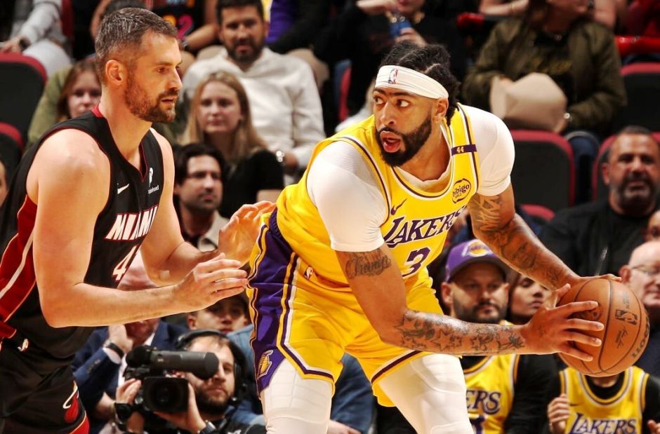 湖人浓眉伤病情况_nba骑士vs老鹰直播_NBA湖人vs老鹰直播时间