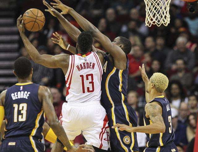 篮球进攻犯规类型_nba战术犯规_篮球无球犯规判罚