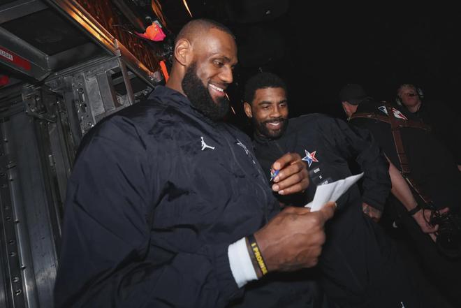 韦德职业生涯巅峰赛季_韦德NBA历史地位_nba韦德巅峰