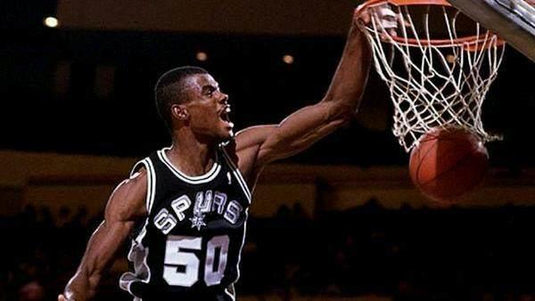 NBA单赛季效率值30球员_NBA球员效率值30历史记录_nba效率值最高的