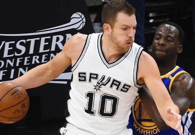 NBA球员家庭背景_NBA贫寒球员家境_NBA球员最穷的是