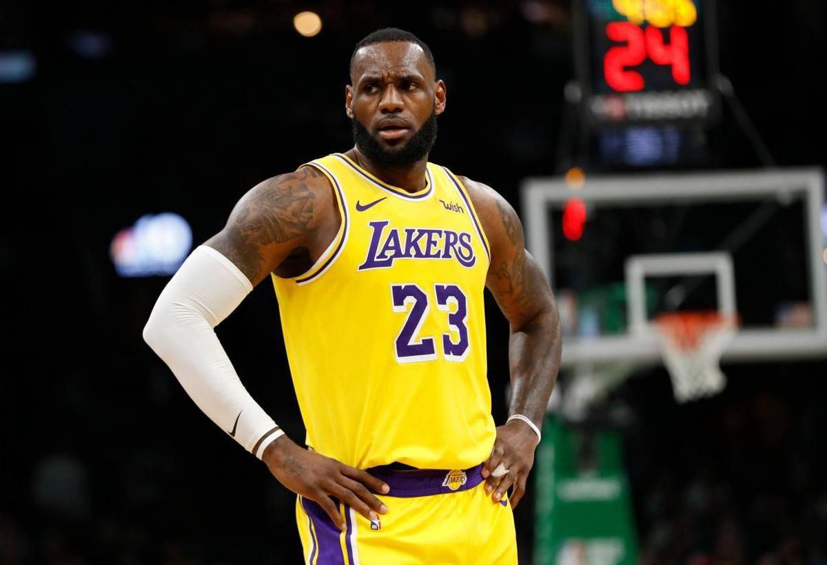 nba效率值最高的_NBA效率值最高球星_湖人双星效率值排名