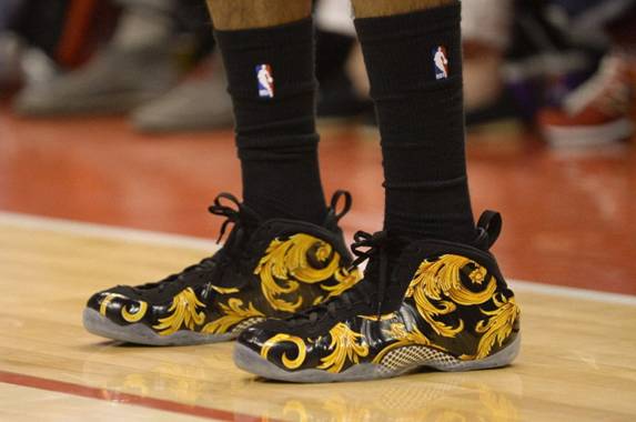 Nike Air Yeezy系列_2017nba签名球鞋_NBA签名球鞋款式
