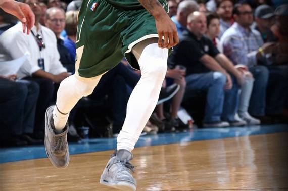 Nike Air Yeezy系列_2017nba签名球鞋_NBA签名球鞋款式