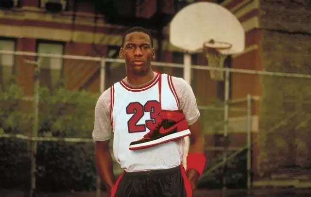 Nike Air Yeezy系列_NBA签名球鞋款式_2017nba签名球鞋