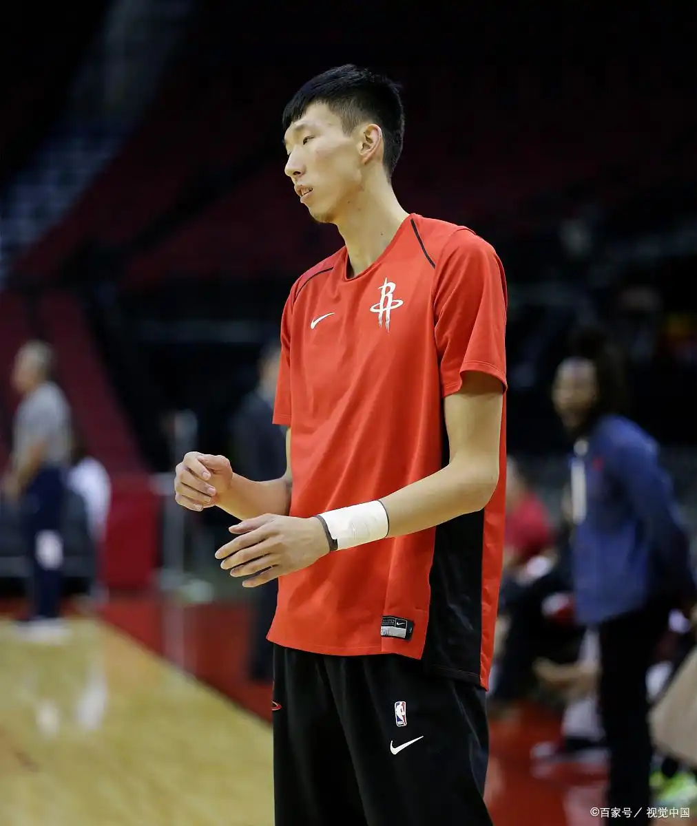 NBA球员身高臂展对比_nba最长臂展_NBA历史上臂展前十球员