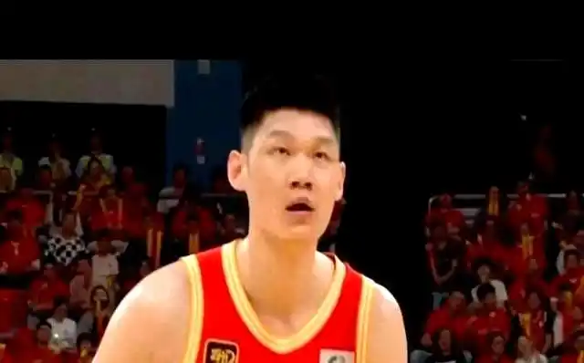 从新疆少年到CBA顶梁柱胡金秋凭啥成为本土最强