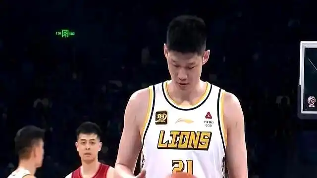 胡金秋 空间型内线 技术特点_胡金秋nba_胡金秋 CBA 历史得分王
