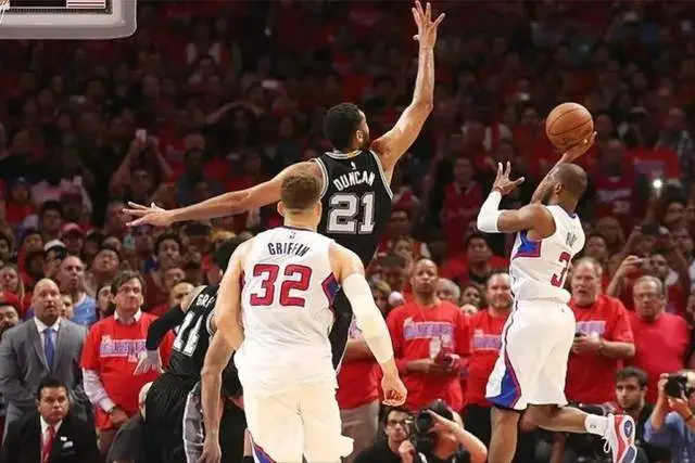 热火小牛复仇大战_nba总决赛历史翻盘_NBA经典复仇之战