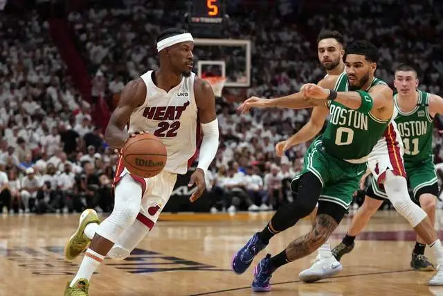 热火小牛复仇大战_NBA经典复仇之战_nba总决赛历史翻盘
