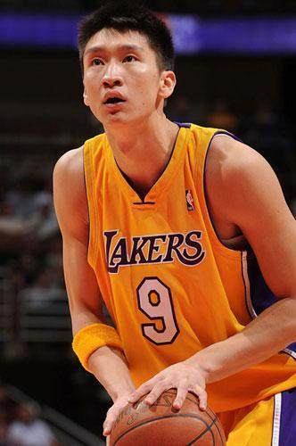 孙悦NBA生涯表现_NBA中国球员孙悦_孙悦打nba