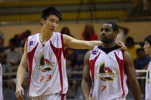 孙悦打nba_NBA中国球员孙悦_孙悦NBA生涯表现