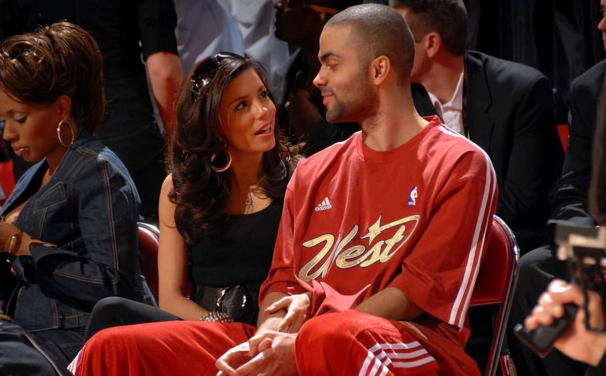 NBA球星太太美貌排行_nba球星颜值_NBA球星太太颜值盘点