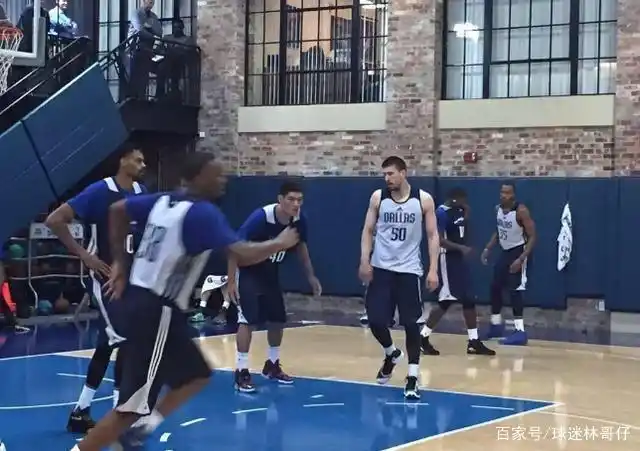 中国NBA球员名单_中国第一个在nba_姚明NBA生涯数据