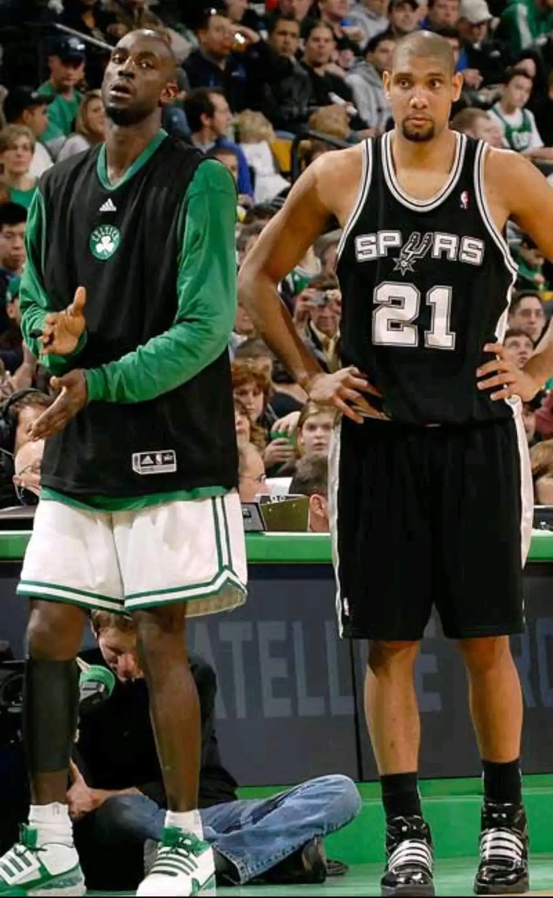 _ 凯文加内特职业生涯回顾 _nba狼王加内特