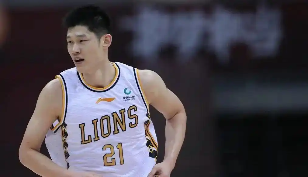 胡金秋NBA邀请函_CBA总冠军胡金秋选择留下_胡金秋nba